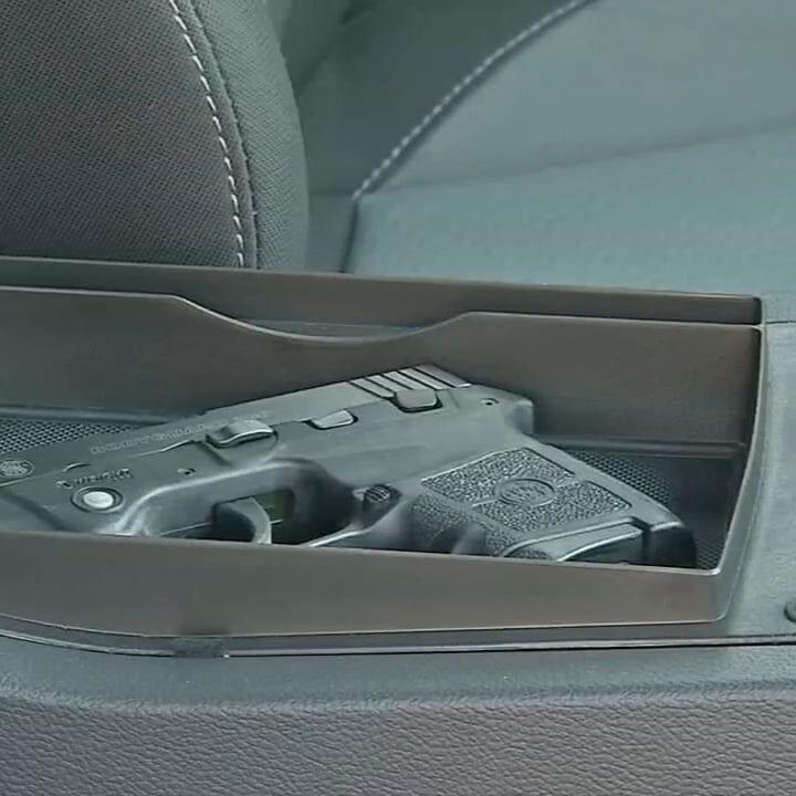 Kentucky bill blocking state enforcement of federal gun bans won't stand, opponents say